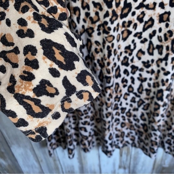 Maurices Leopard Blouse - Picture 4 of 5